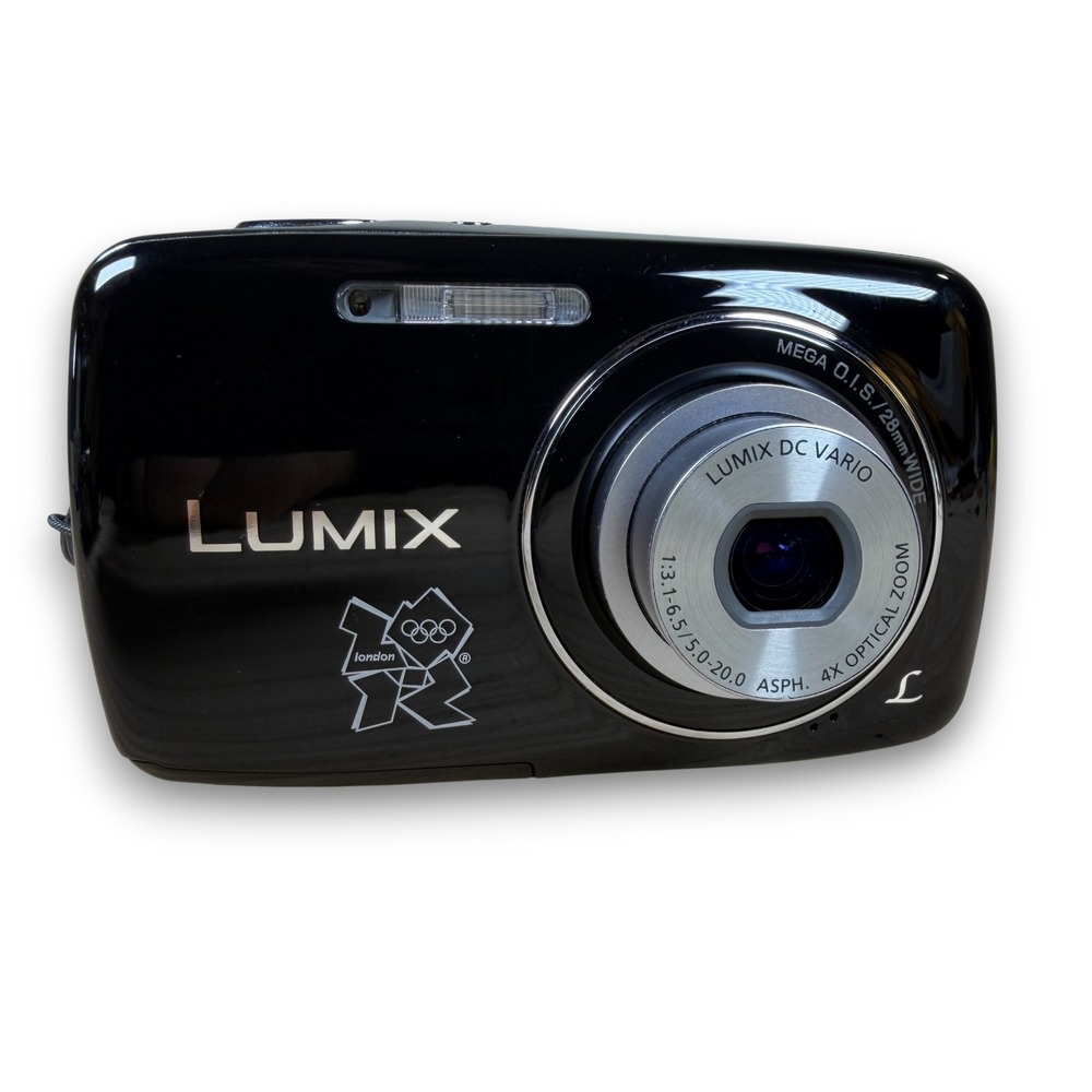 Panasonic Lumix DMC-S3 14.0MP‎ Digital Camera Bundle Black w/ Charger + Battery